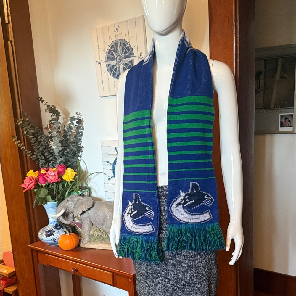 New Vancouver canucks Blue and Green Striped Scarf with Logo